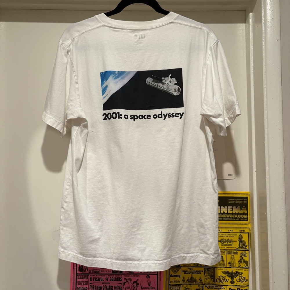 Uniqlo Stanley Kubrick 2001: A Space Odyssey T-Shirt Limited Edition - Picture 5 of 10